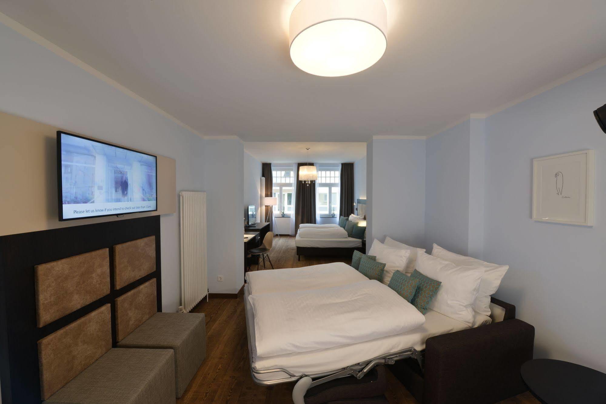 Uhu Gaestehaus Superior Cologne Luaran gambar